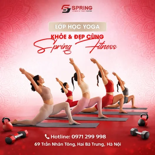 Lớp học Yoga tại Spring Fitness